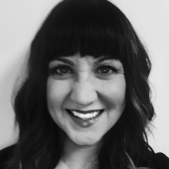 Meet your Posher, Jeannette - Picture 1 of 1